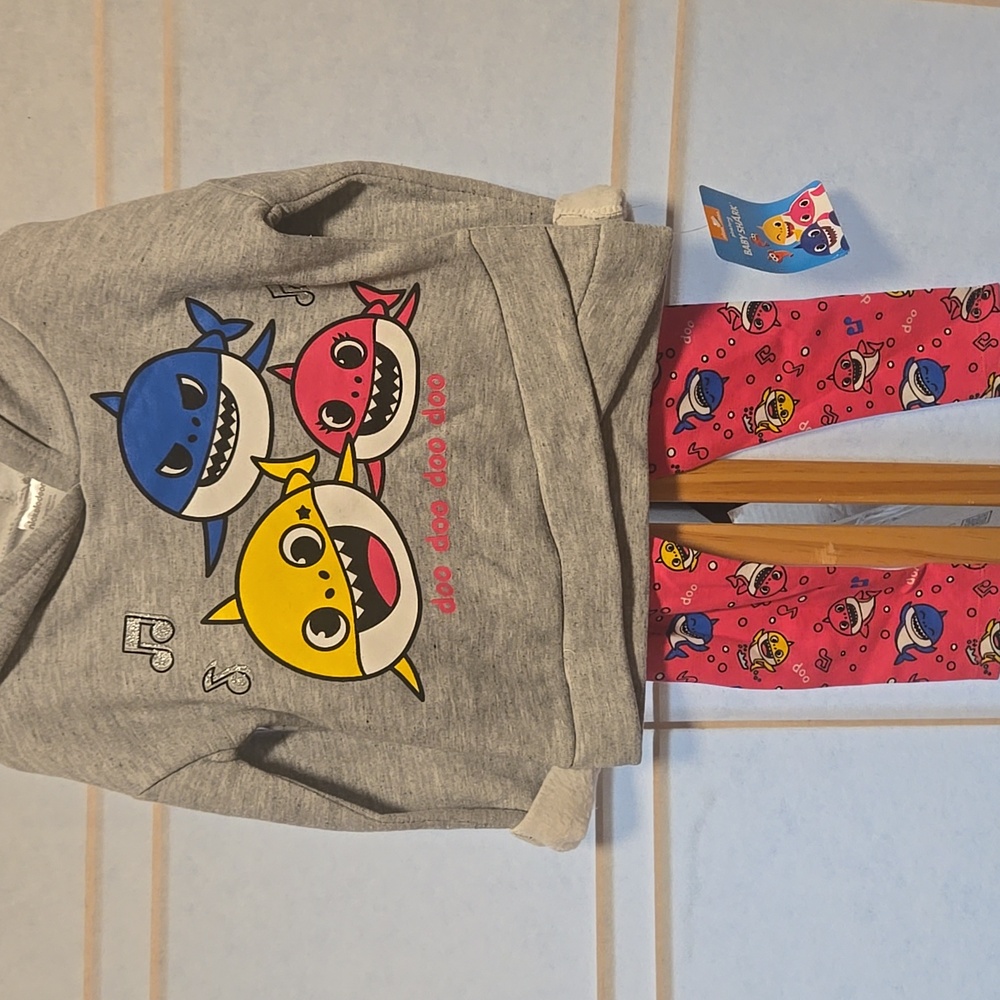 Nickelodeon Gray and Pink Baby Shark Kids Matching Set
